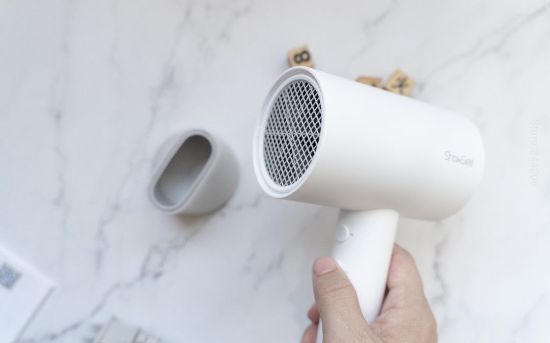 Máy sấy tóc Showsee của nước nào? Chất lượng có tốt không? Có nên mua không? 4