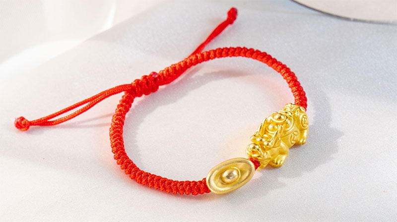 Đầu năm 2024 mua gì cho may mắn hình 7