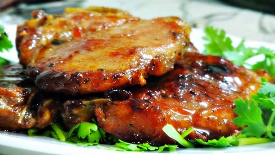 Cách ướp thịt cốt lết chiên hình 5
