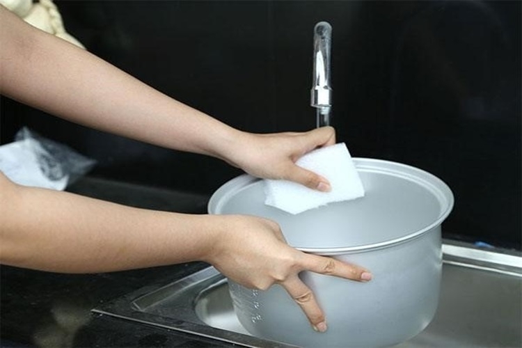 Nguyên nhân nồi cơm điện Tiger báo lỗi Err và cách khắc phục nhanh chóng tại nhà - Hình 5