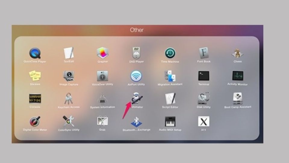 Tiến hành truy cập vào mục “Others” rồi nhấn tiếp vào “Automator”.