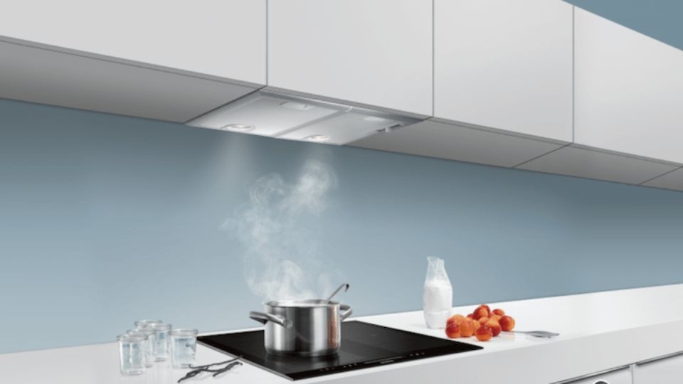 Review máy hút mùi âm tủ: 5 mẫu gọn – êm đáng mua | Kithome 8 Máy hút mùi âm tủ là gì? (5)