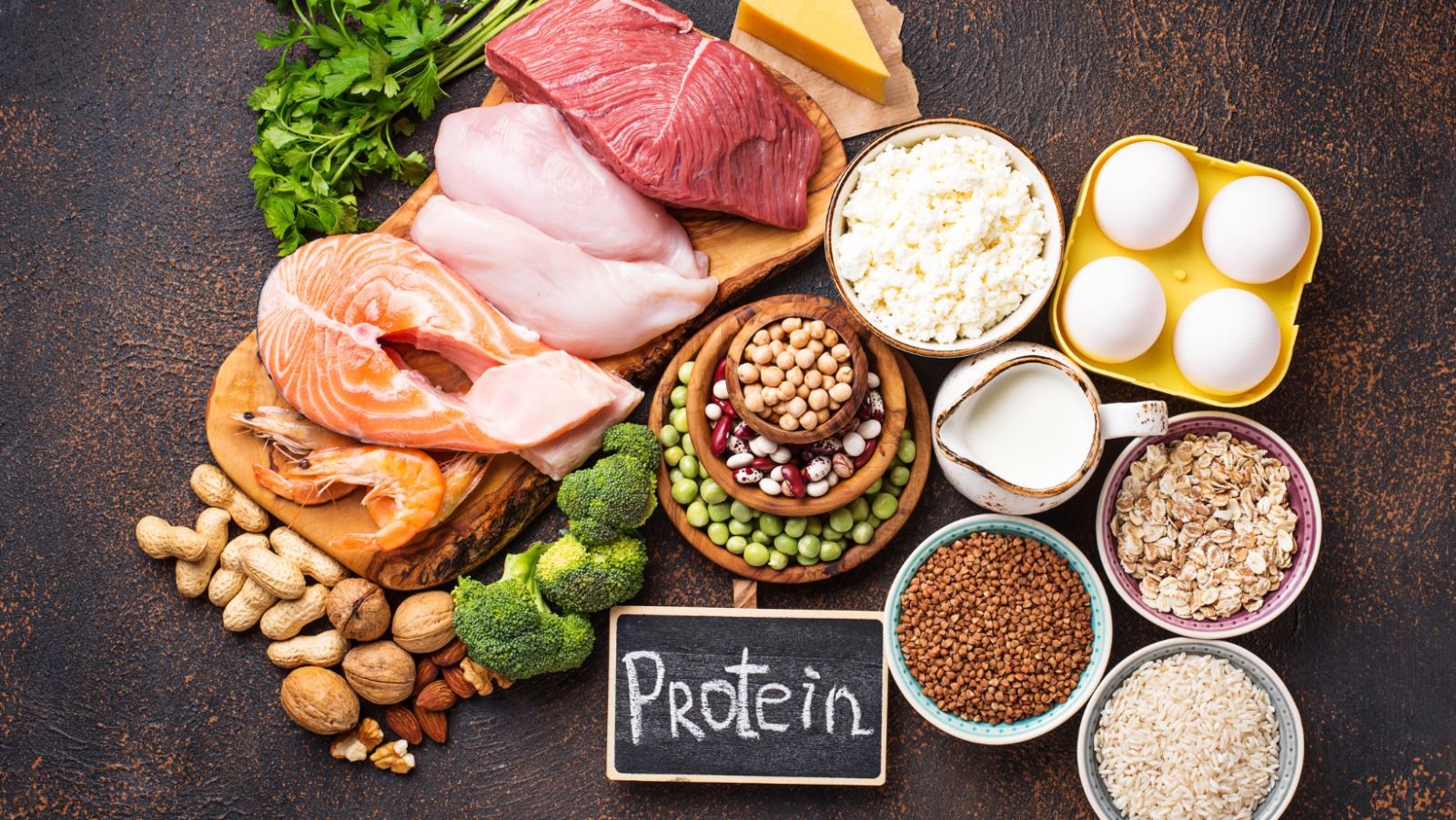 Protein giúp hỗ trợ duy trì cơ bắp và tạo cảm giác no
