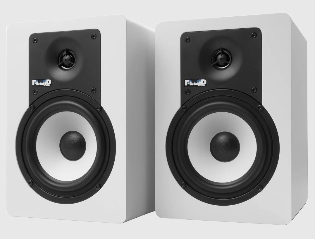 Loa kiểm âm có giá thành đắt hơn loa thường