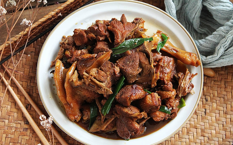 100g thịt vịt bao nhiêu calo? Công dụng và những lưu ý khi ăn thịt vịt mà bạn nên biết 9