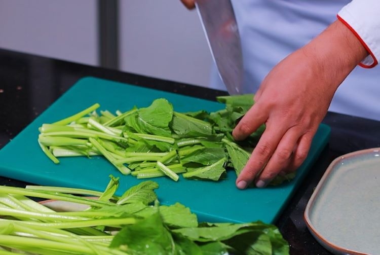 cách nhặt rau cải 7