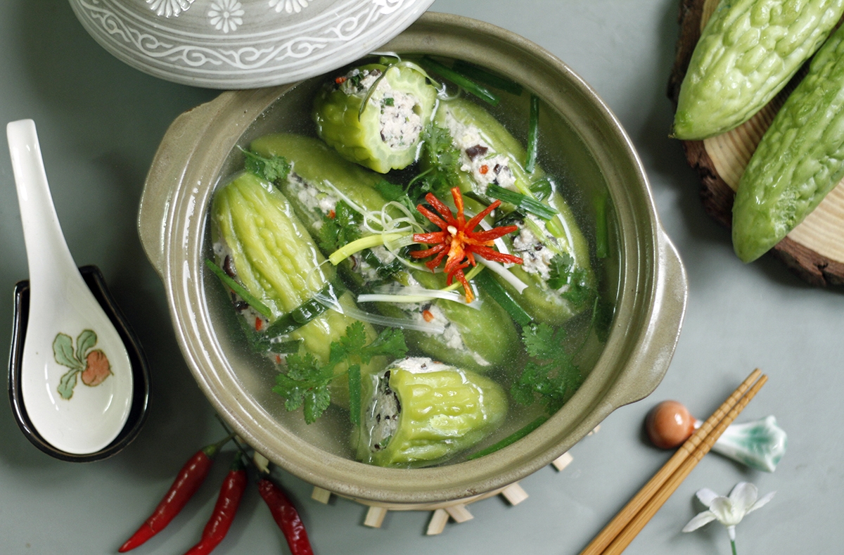 Ăn canh khổ qua để gặp nhiều may mắn