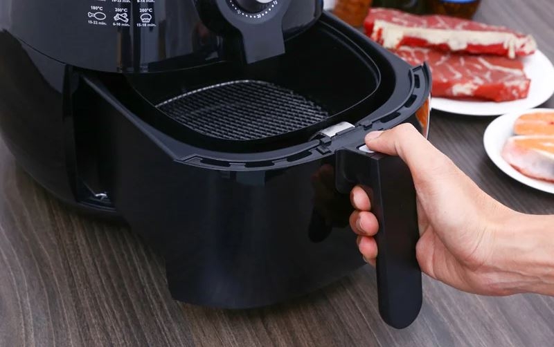 cá nướng muối ớt bằng nồi chiên không dầu 04