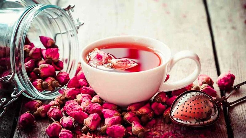 Trà hoa hồng là gì? Cách pha trà hoa hồng đúng cách bồi dưỡng cho sức khỏe chị em 1