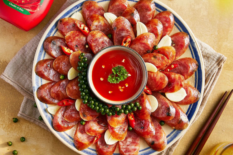 Cách chế biến lạp xưởng thơm ngon đúng vị, phù hợp với khẩu vị của mọi thành viên trong gia đình hình 8