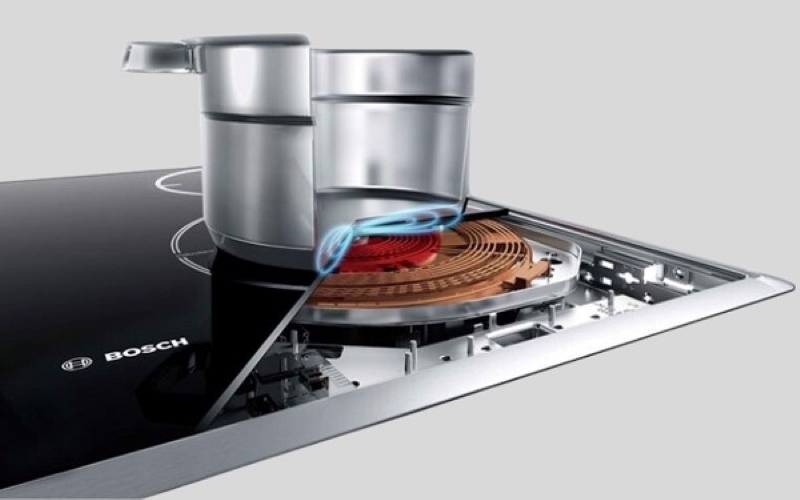 Quạt gió bếp từ chạy liên tục do cảm biến gặp trục trặc