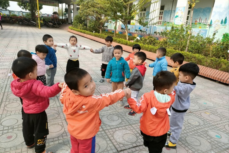 Cách chơi trò chơi Mèo Đuổi Chuột