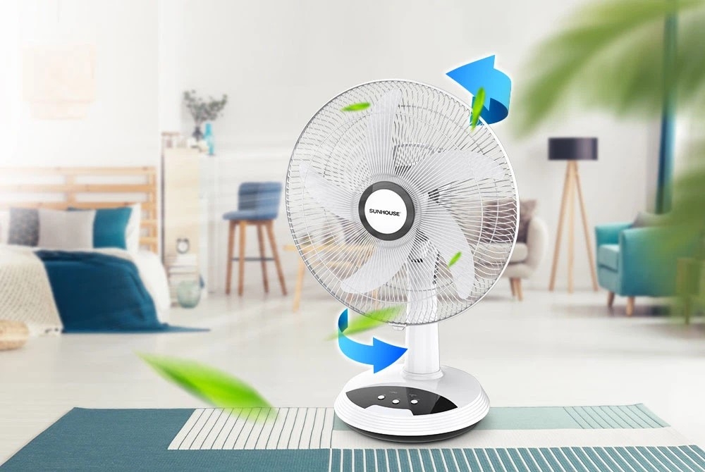 Tính năng xoay trái, phải, đảo chiều của quạt là cách làm quạt mát hơn