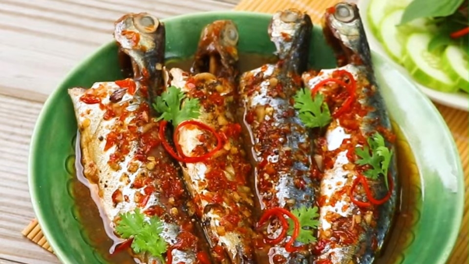 Cá nục kho coca có màu sắc rất ngon miệng