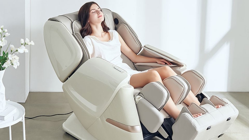 Chức năng sưởi ấm vùng lưng bằng nhiệt hồng ngoại cũng giúp tăng cường lưu thông máu và mang lại hiệu quả cao trong quá trình sử dụng.