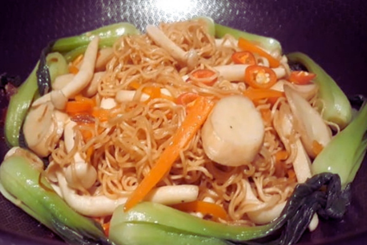 mì xào rau củ 5