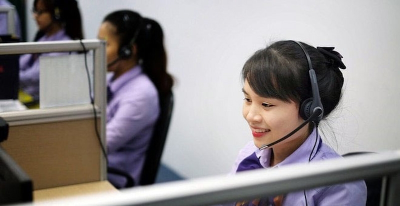 Gọi đến hotline TPBank để được hỗ trợ tra cứu hợp đồng vay tiện lợi