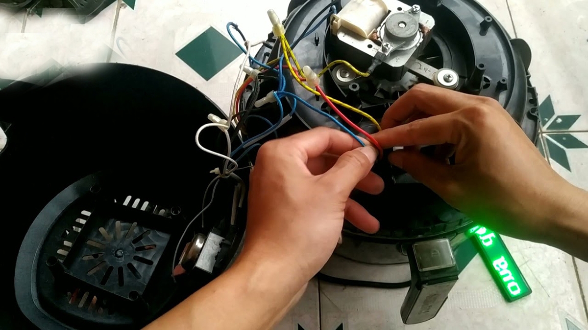 cách sửa nồi chiên không dầu - hình 3