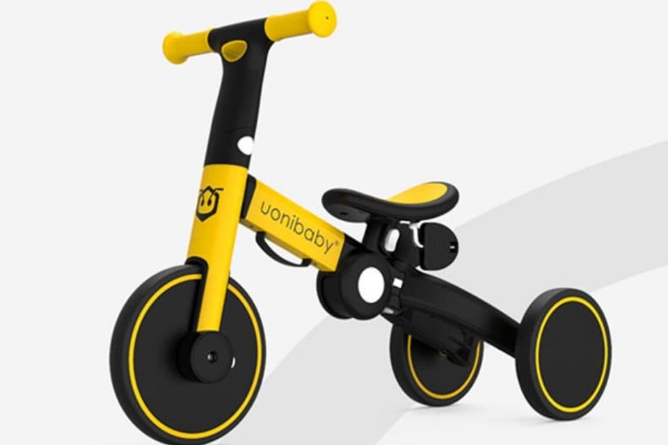 Xe chòi chân 3 bánh