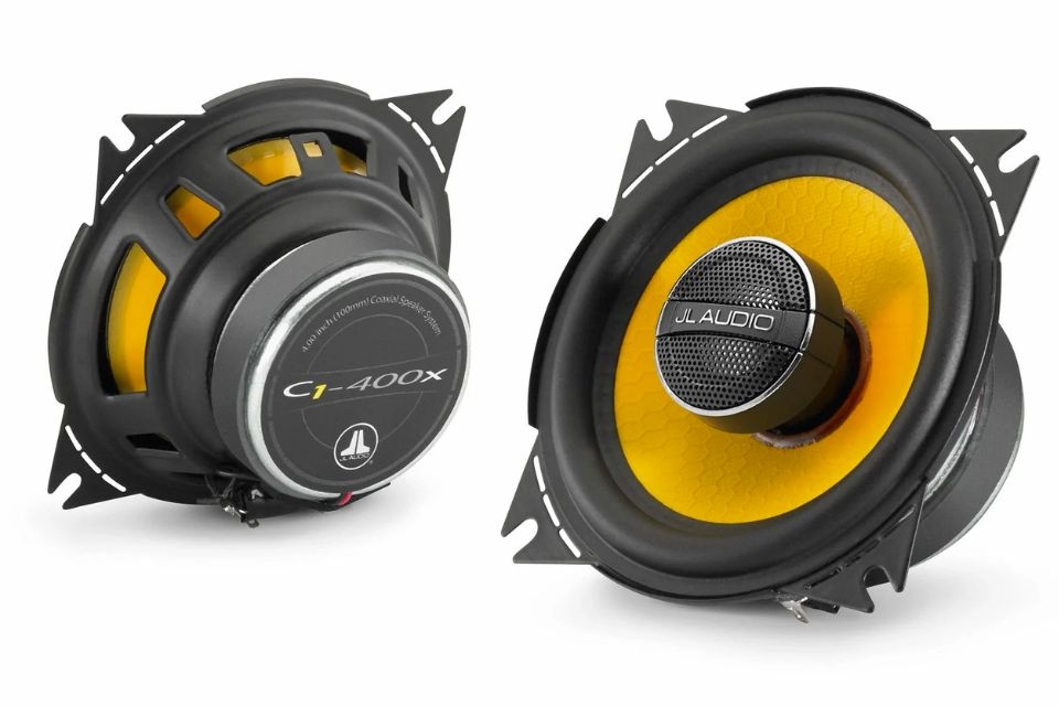 Loa đồng trục trong ô tô