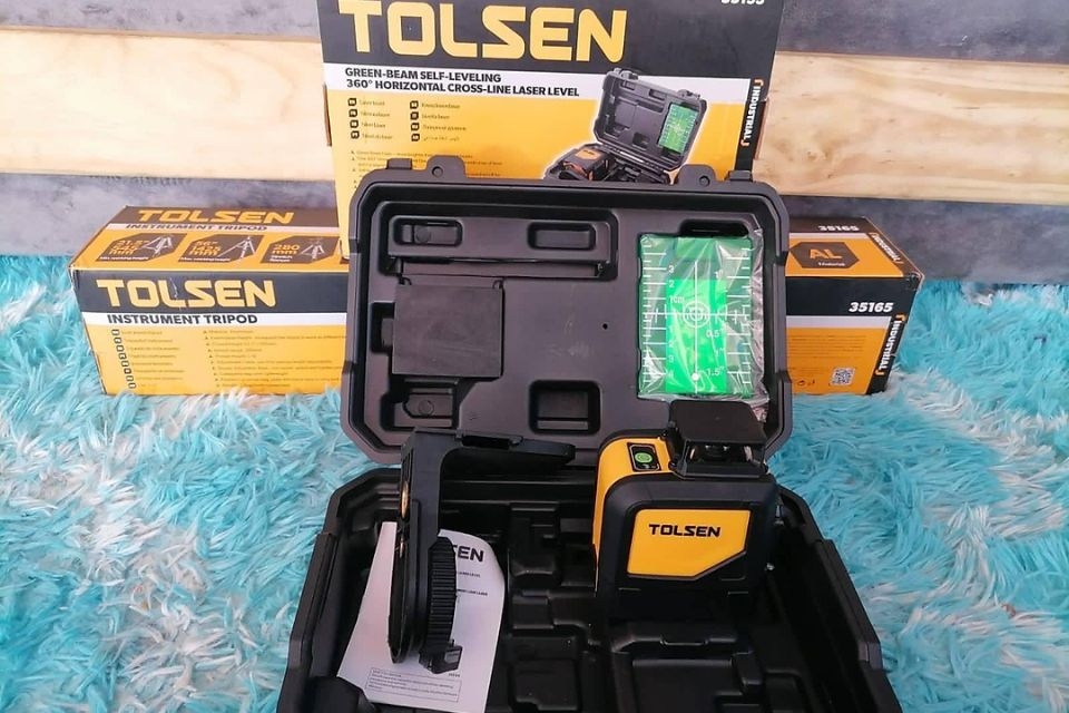 Có nên mua máy cân bằng laser Tolsen hay không