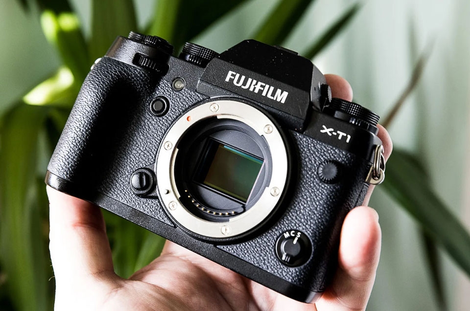 Máy ảnh Mirrorless - Ảnh 03