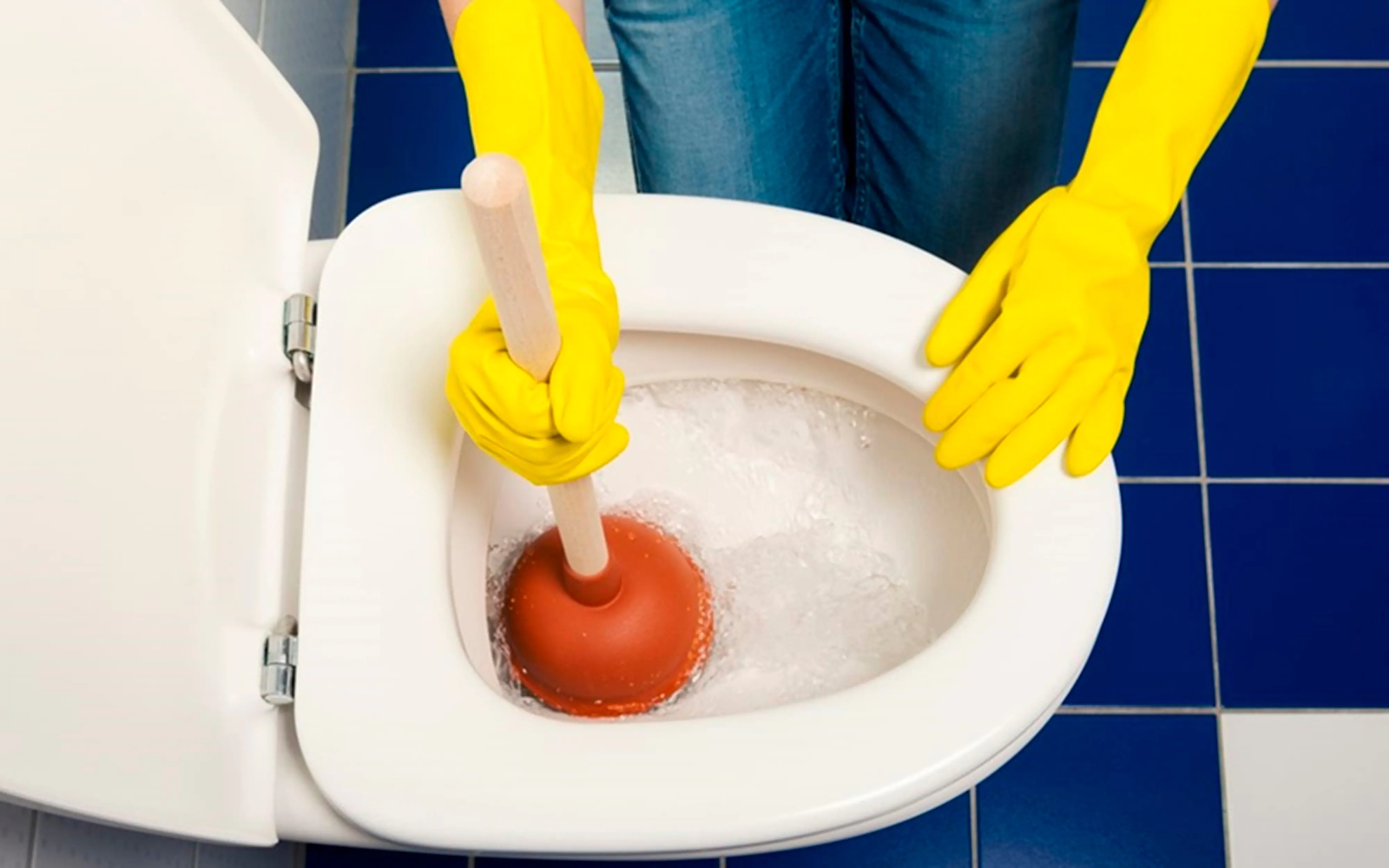 bột thông bồn cầu hình 8