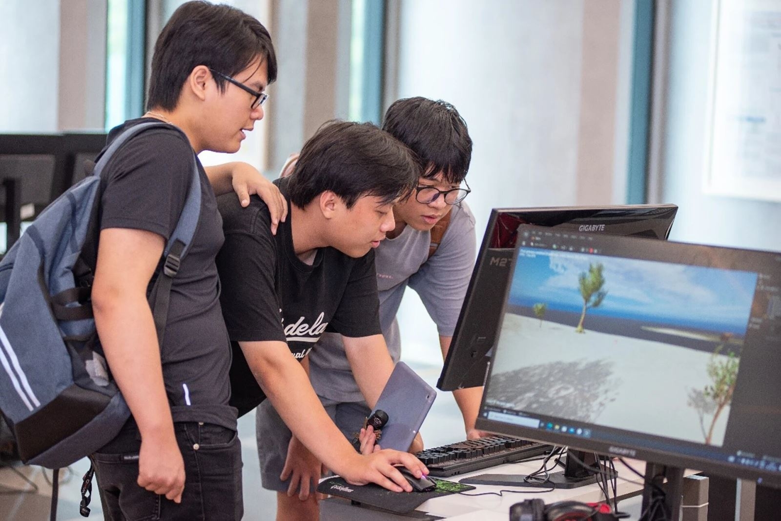 thiết kế game hình 6