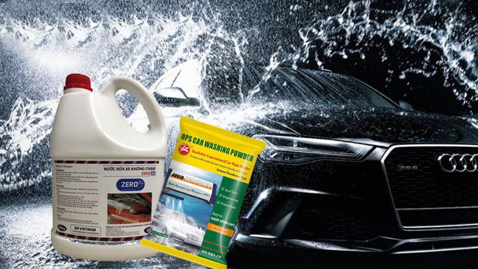 Dung dịch dạng nước và bột rửa xe không chạm.