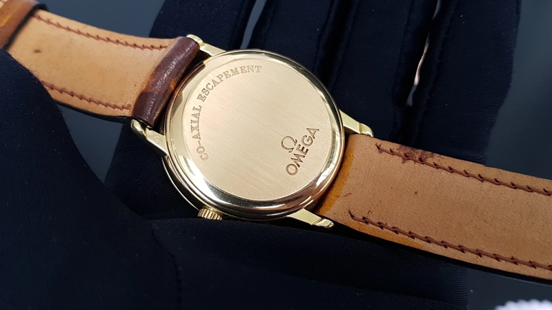 Waterproof và WR 50M là gì? Tìm hiểu các chuẩn chống nước trên đồng hồ ngày nay 4