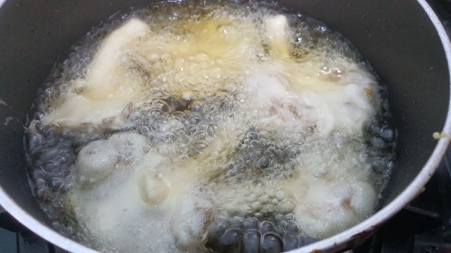 Freír los champiñones