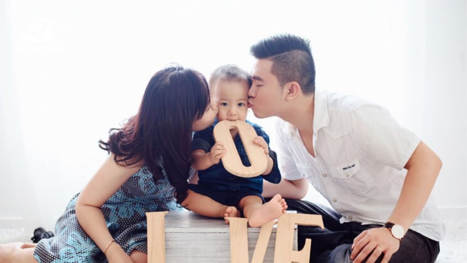 Concept chụp ảnh gia đình 3 thành viên