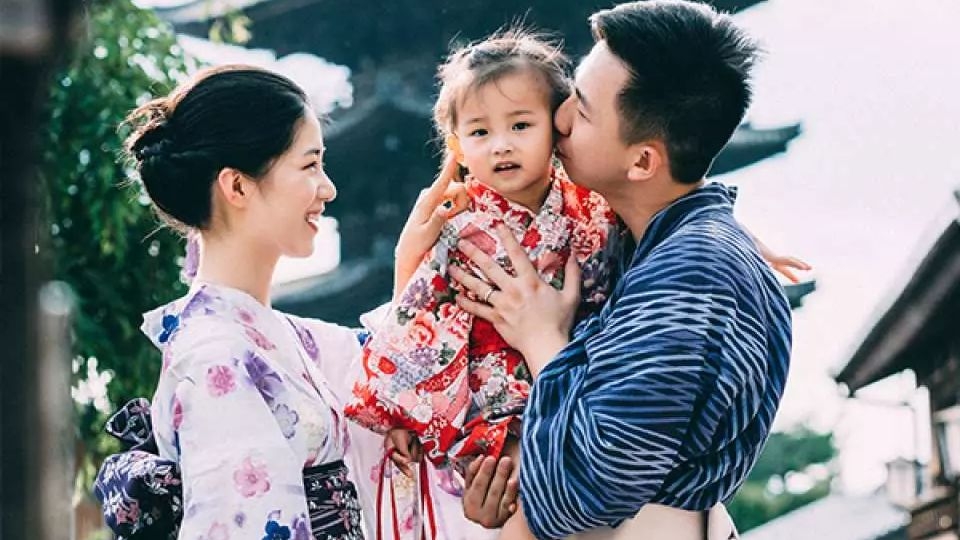 Concept chụp ảnh gia đình phong cách Nhật Bản