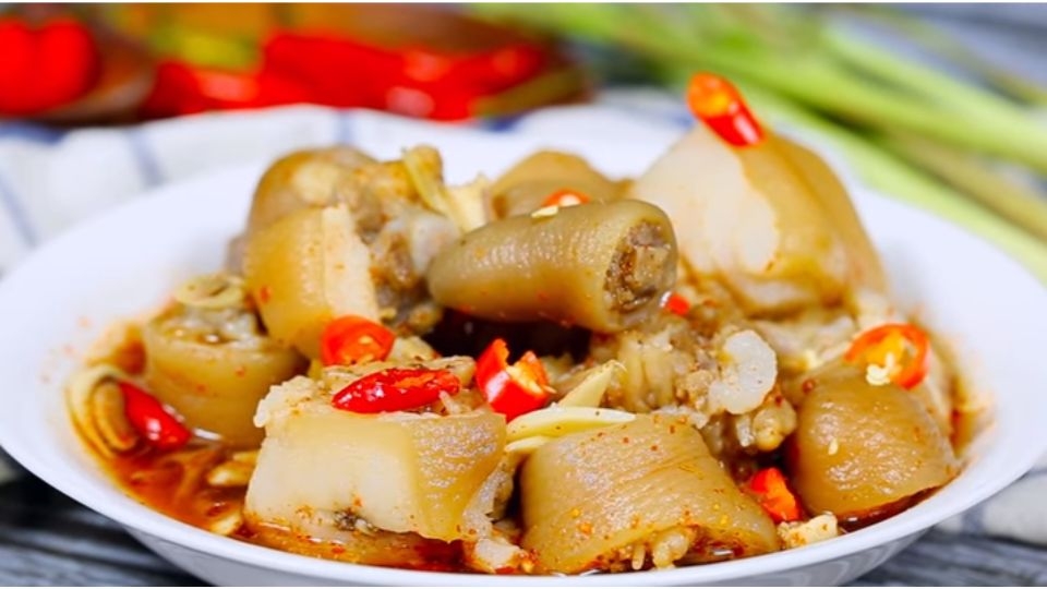 Đuôi heo ngâm mắm giòn