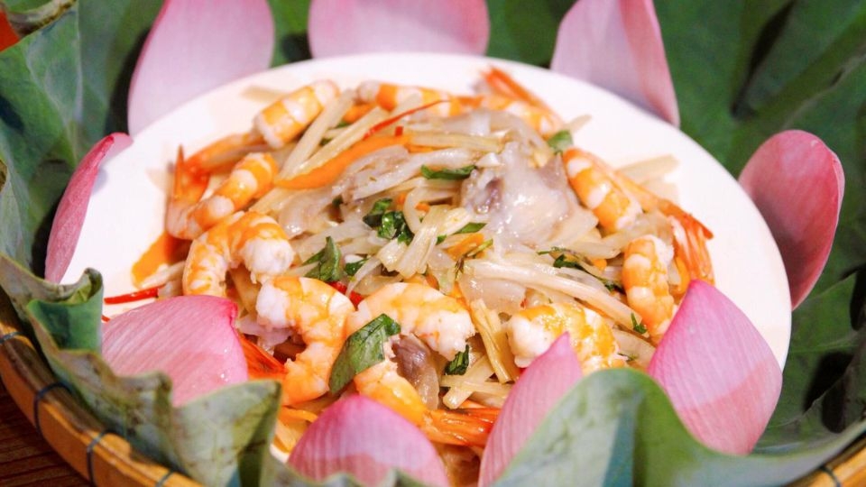 Gỏi da bò ngó sen