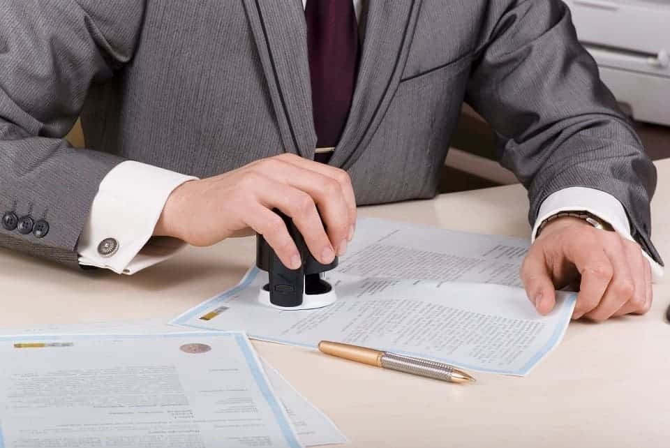 thẻ đen sacombank hình 6