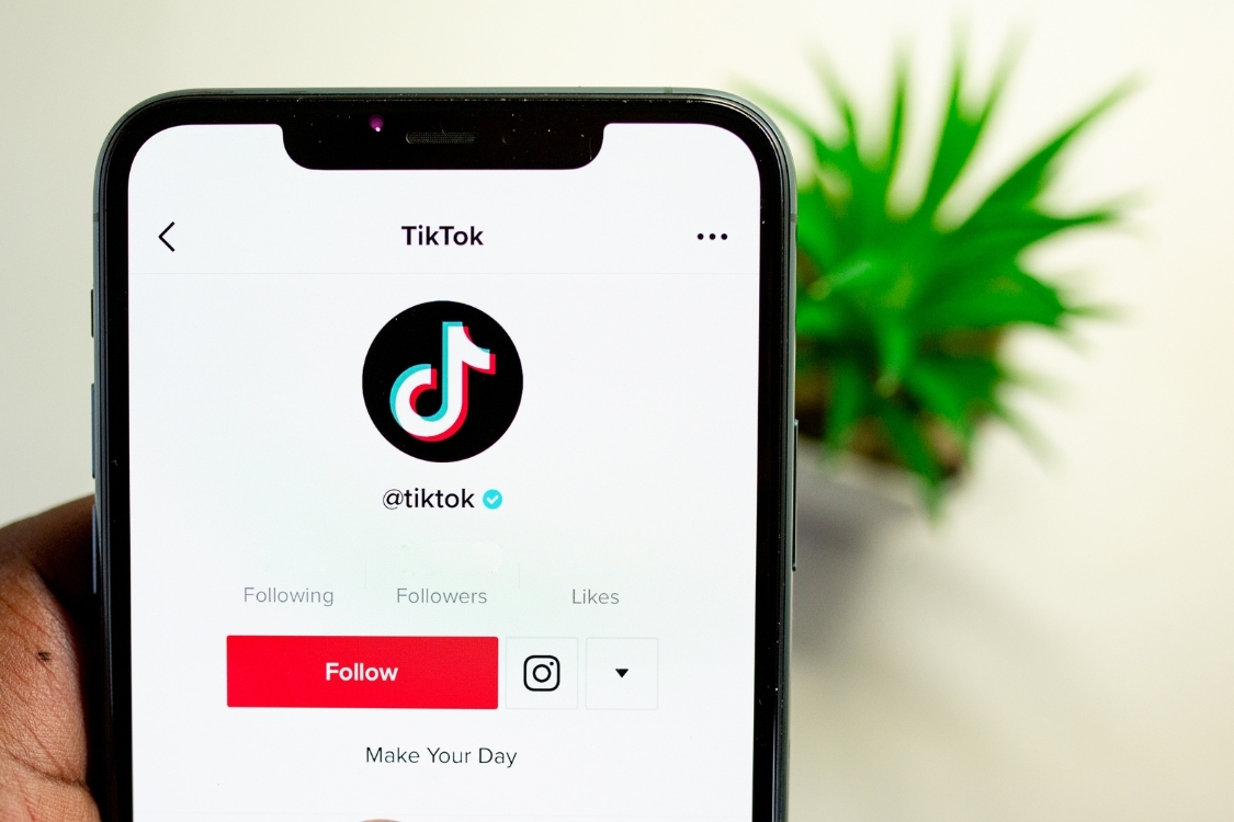 cách hủy follow trên TikTok