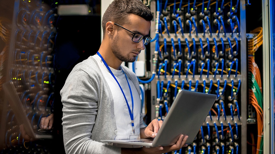 Bảo vệ dữ liệu là nhiệm vụ quan trọng của Database Administrator