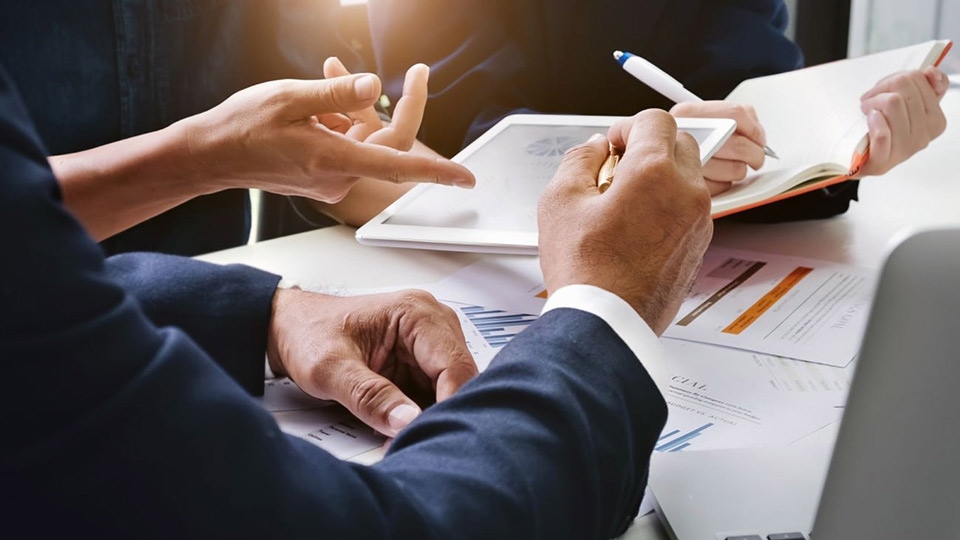 Các chính sách thu hút khách hàng chưa quá mới