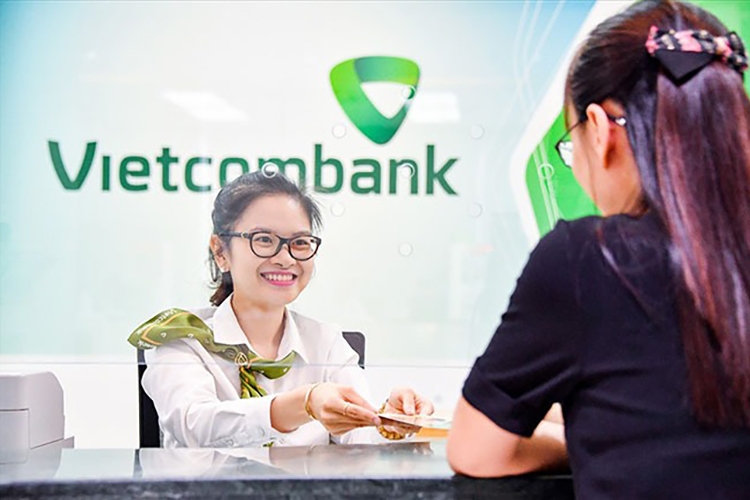 Thẻ đen Vietcombank (hình 6)