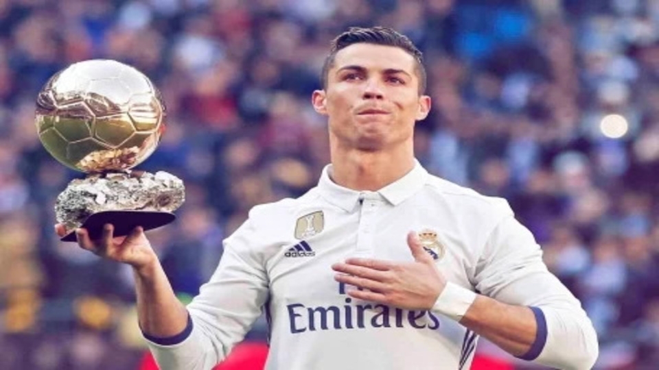 Ronaldo được coi là một trong những cầu thủ vĩ đại nhất mọi thời đại