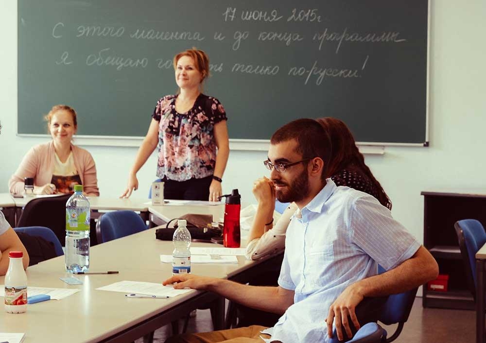 Tham gia khoác học tiếng Nga