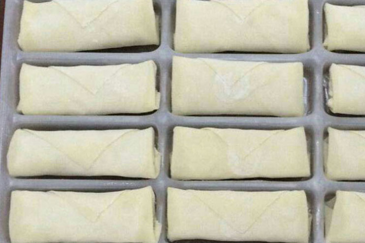 Cách chiên chả giò đông lạnh