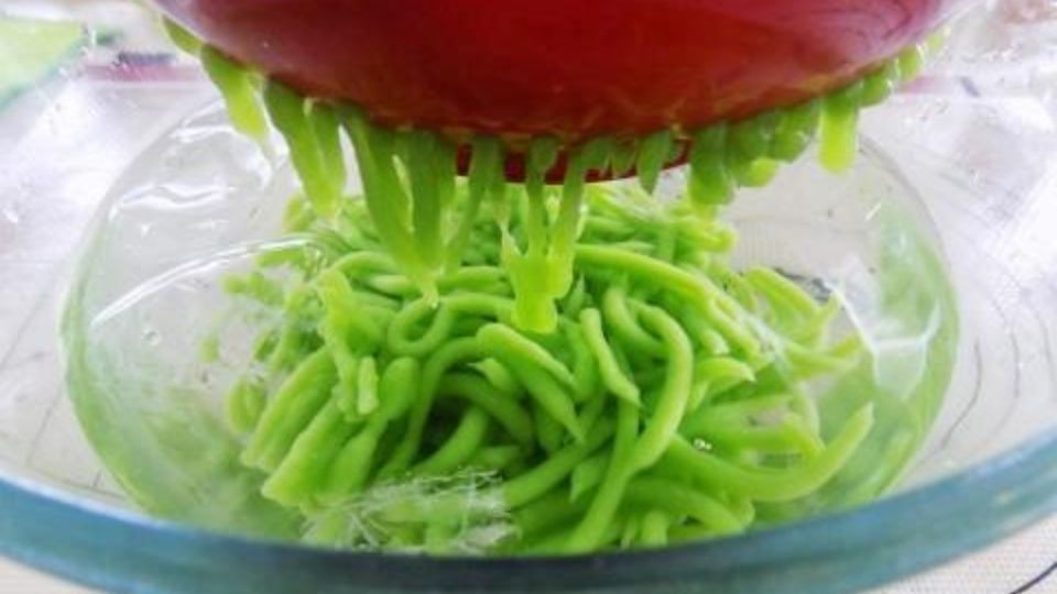 Cách làm bánh lọt nước cốt dừa (1)