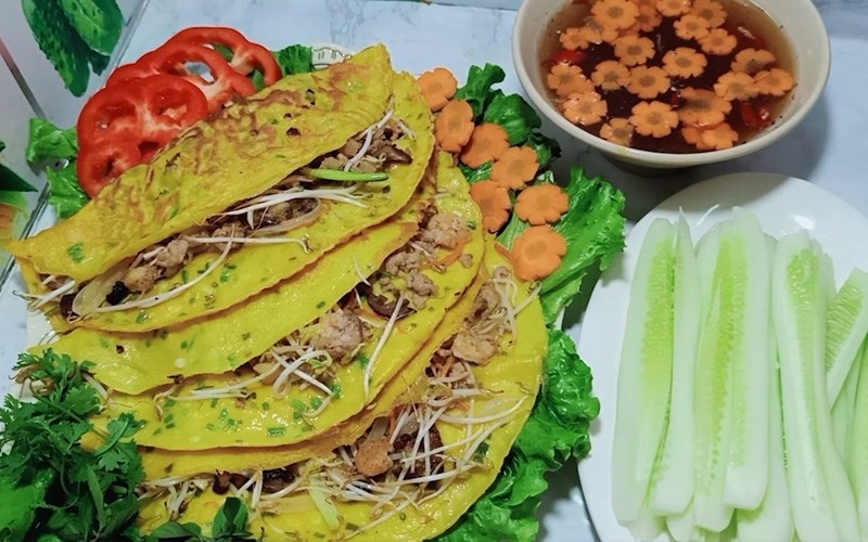Cách chiên bánh xèo giòn: Những lưu ý quan trọng giúp bánh ngon, vàng rụm, không dính chảo 1