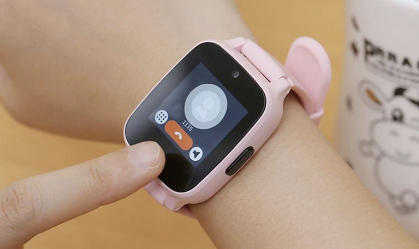 Smartwatch cho học sinh