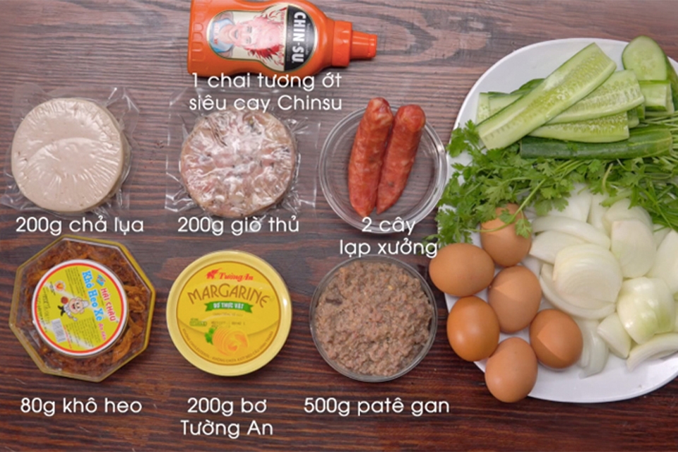 Chuẩn bị nguyên liệu bánh mì dân tổ cho 10 người