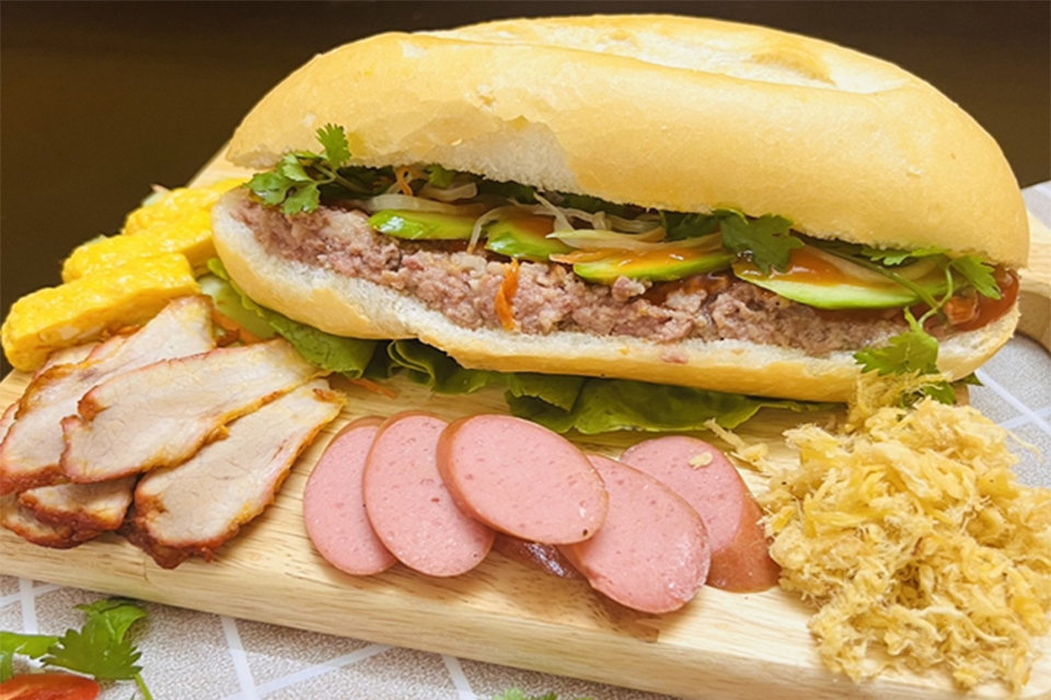 3 cách làm bánh mì pate trứng thơm ngon, đầy đủ dinh dưỡng