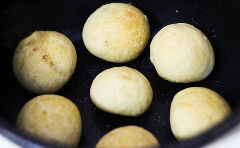 Cách làm bánh mì bằng nồi cơm điện hình 4