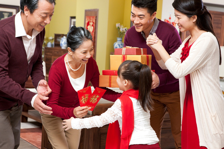 Tổng hợp các mẫu stt chúc tết ba mẹ ông bà đong đầy ý nghĩa cho ngày đầu năm mới - hình 4